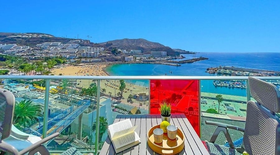 Adults-Only 5Nts Canaries Deal, with Flights